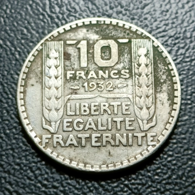 10 FRANCI 1932 FRANTA