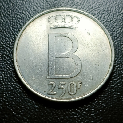 250 FRANCI 1976 BELGIA pret